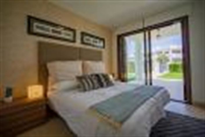 Image No.10-3 Bed Apartment for sale