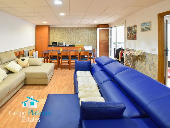 Image No.15-3 Bed Villa for sale