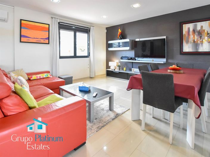 Image No.8-3 Bed Villa for sale