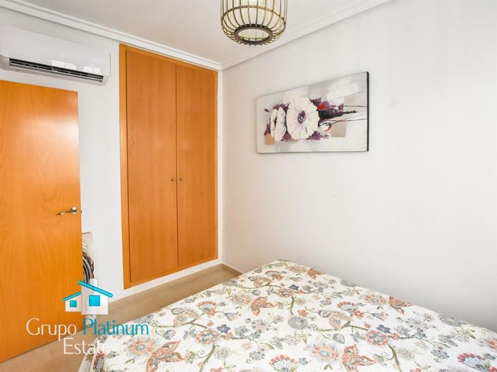 Image No.11-3 Bed Property for sale