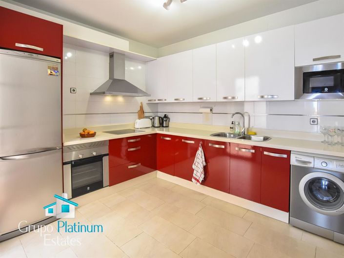 Image No.3-3 Bed Property for sale