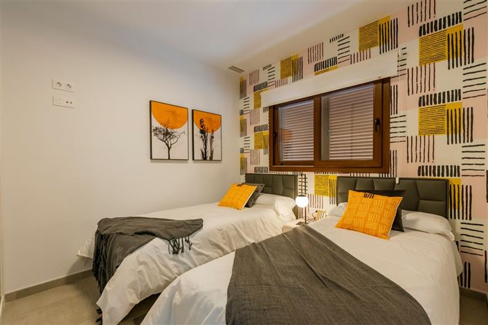 Image No.16-2 Bed Apartment for sale