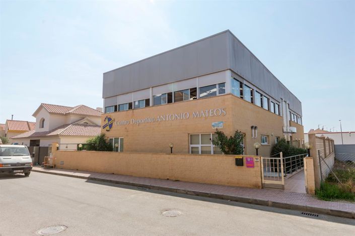 Image No.2-3 Bed Property for sale