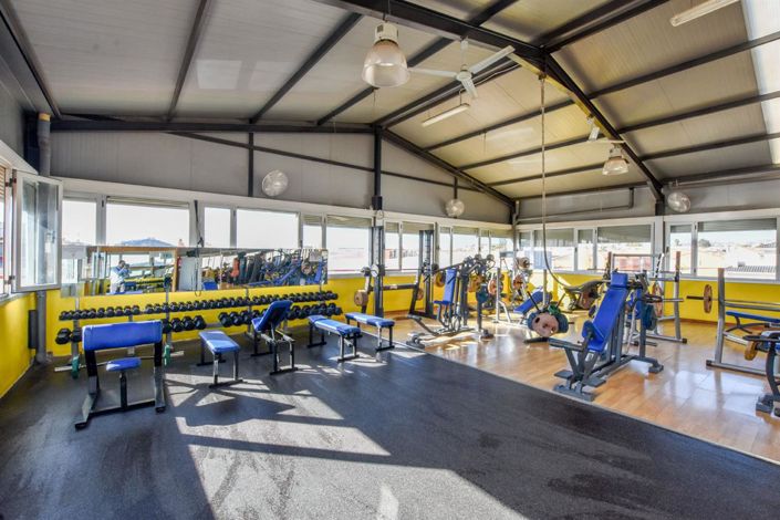 Image No.32-3 Bed Property for sale