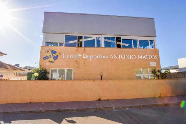 Image No.4-3 Bed Property for sale