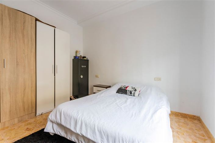 Image No.14-6 Bed Property for sale