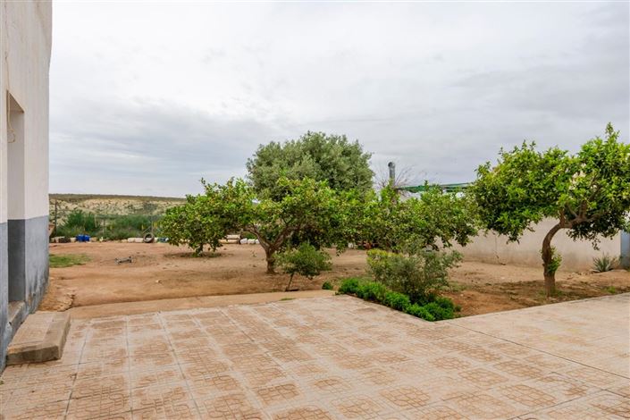 Image No.21-6 Bed Property for sale