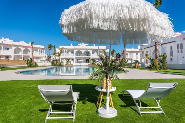 Image No.21-3 Bed Property for sale