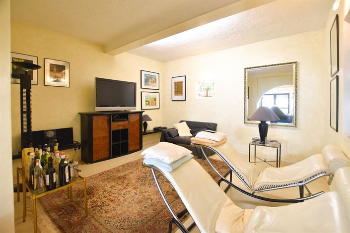 Image No.30-5 Bed Villa for sale