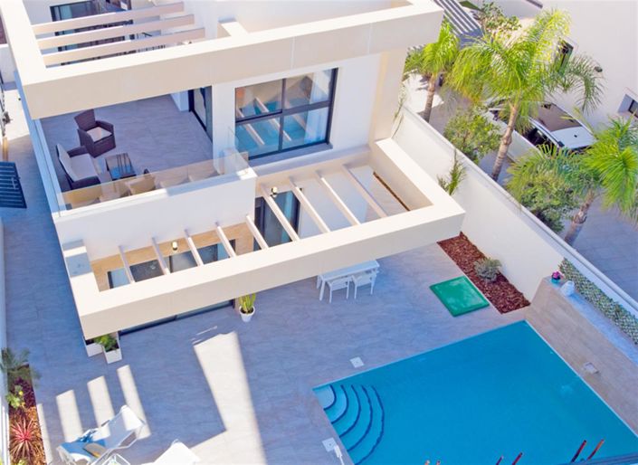 Image No.13-3 Bed Villa for sale