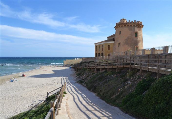 Image No.17-3 Bed Apartment for sale