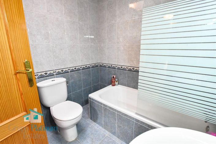 Image No.17-3 Bed Villa for sale