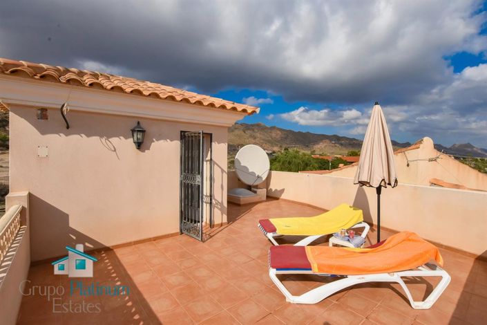 Image No.4-3 Bed Villa for sale