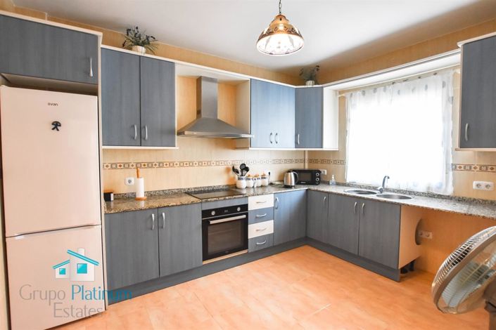 Image No.5-3 Bed Villa for sale