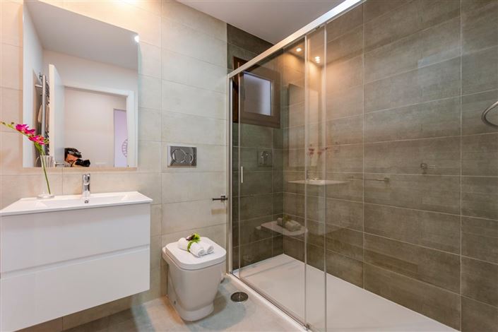 Image No.13-3 Bed Apartment for sale