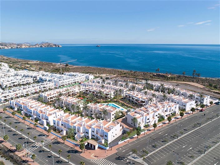 Image No.1-3 Bed Property for sale