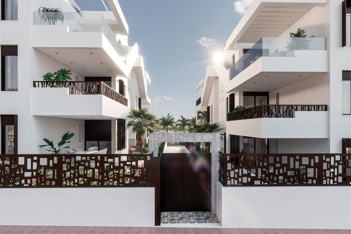 Image No.12-3 Bed Property for sale