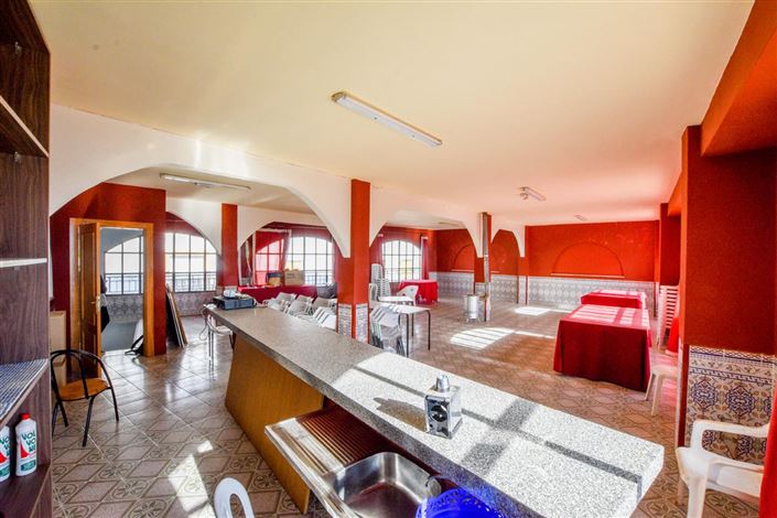 Image No.9-3 Bed Property for sale