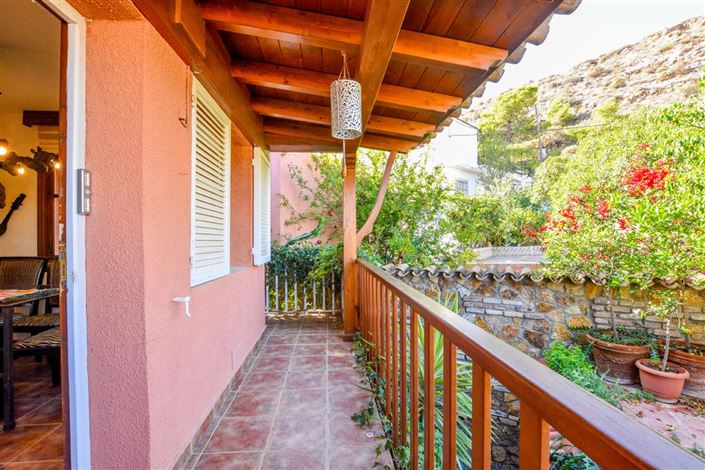 Image No.37-6 Bed Villa for sale