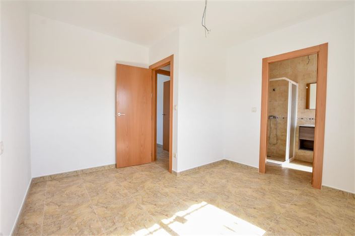 Image No.28-5 Bed Villa for sale