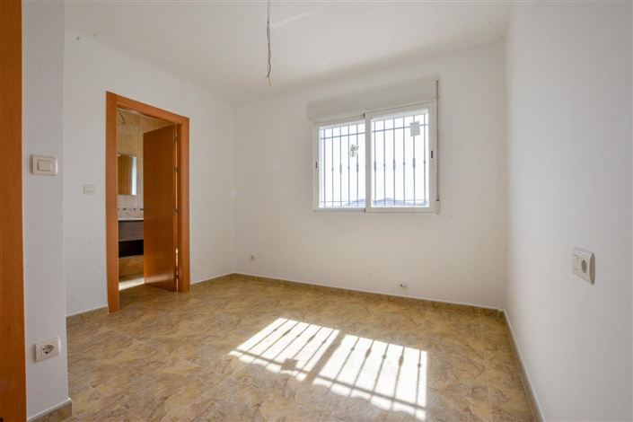 Image No.29-5 Bed Villa for sale