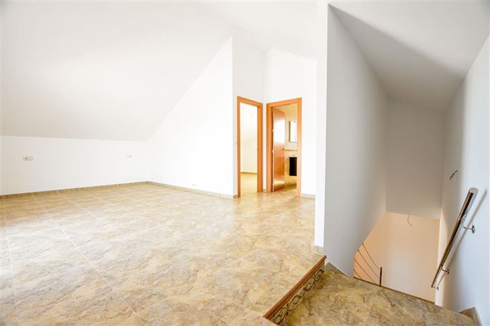 Image No.33-5 Bed Villa for sale