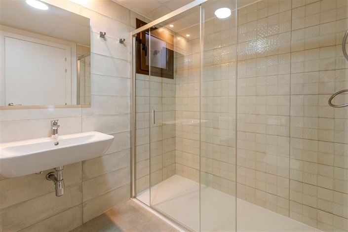 Image No.14-3 Bed Apartment for sale