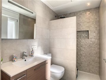 ddbc507c-5c76-42ca-98f3-7ac63200c3aa