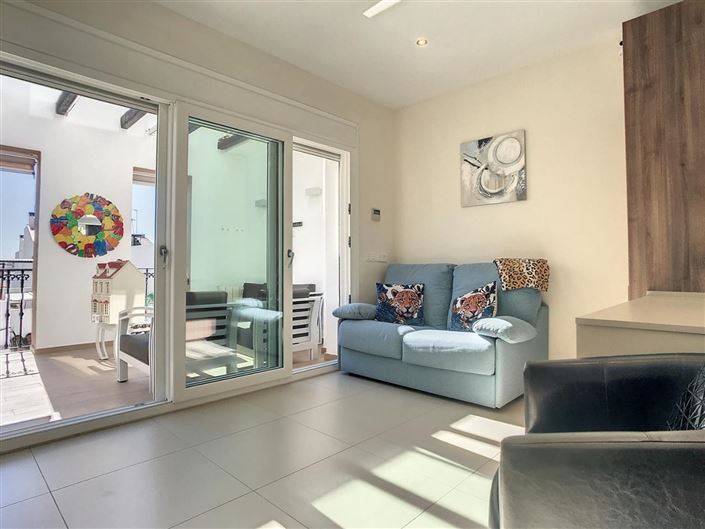 Image No.8-4 Bed Property for sale