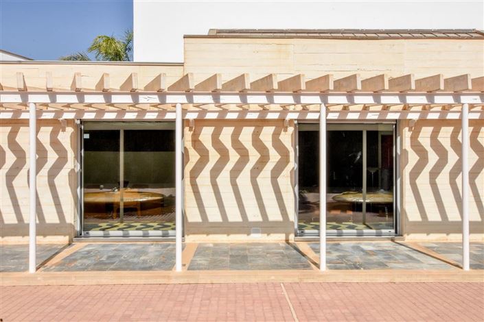 Image No.19-3 Bed Villa for sale