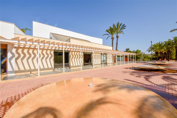 Image No.7-3 Bed Villa for sale