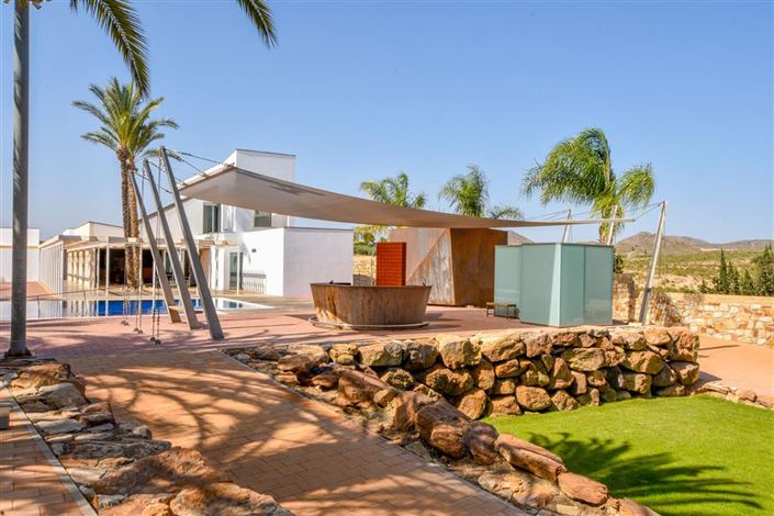 Image No.9-3 Bed Villa for sale