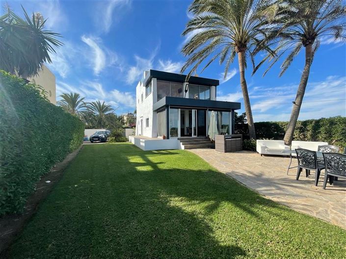 Image No.29-5 Bed Villa for sale