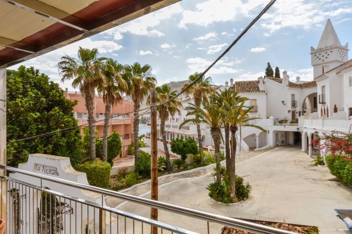 Image No.3-4 Bed Property for sale