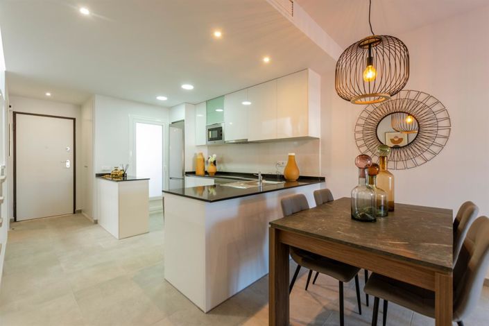 Image No.12-2 Bed Property for sale