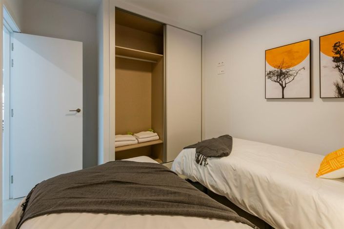 Image No.22-2 Bed Property for sale