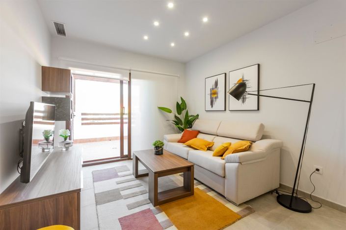 Image No.9-2 Bed Property for sale