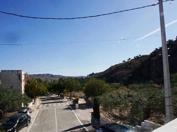 Image No.19-7 Bed Property for sale