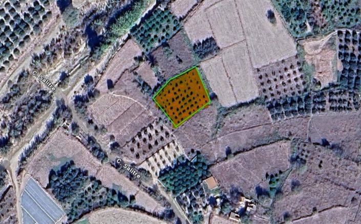 Image No.17-7 Bed Property for sale