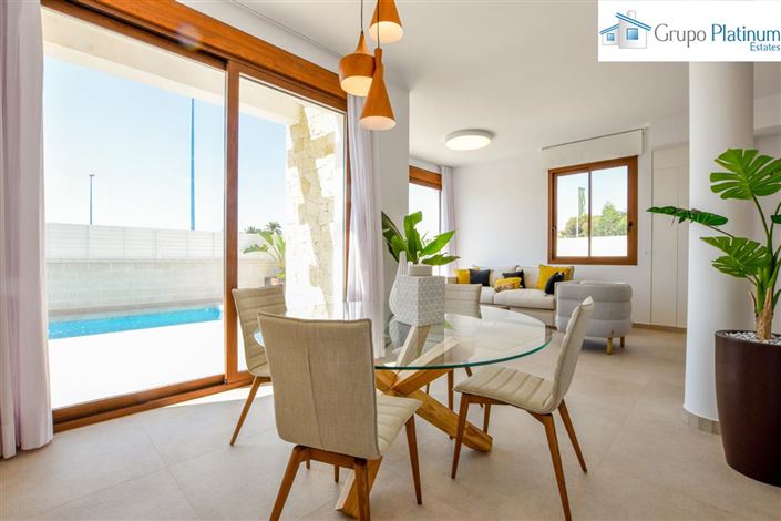 Image No.14-3 Bed Villa for sale