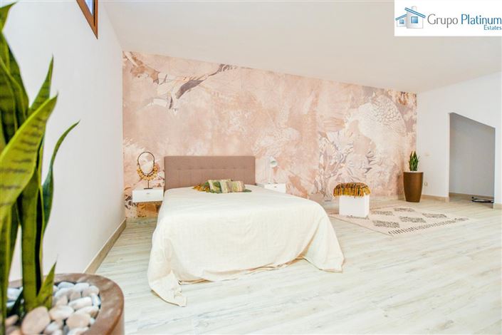 Image No.25-3 Bed Villa for sale