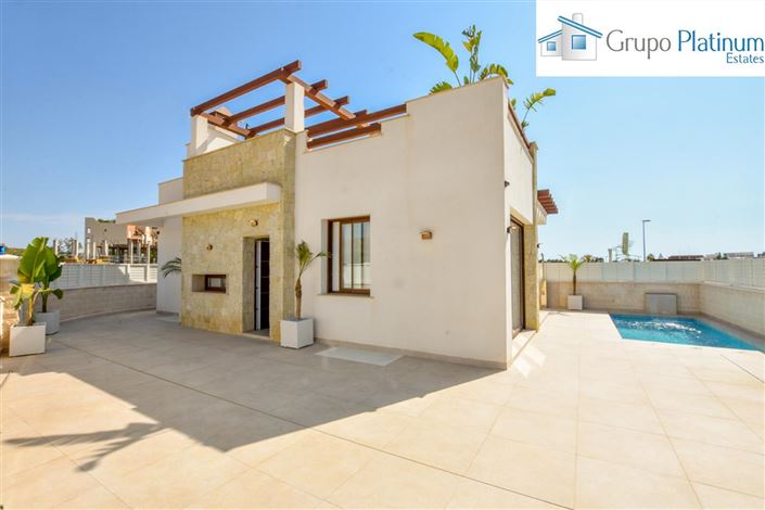 Image No.5-3 Bed Villa for sale
