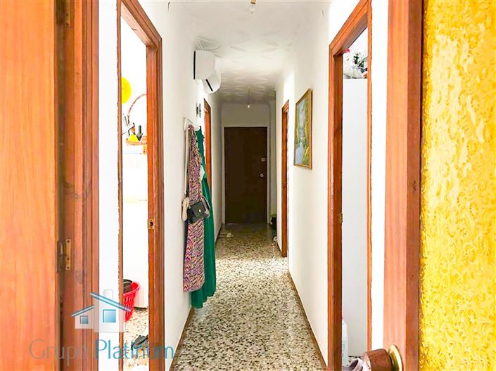 Image No.7-4 Bed Villa for sale