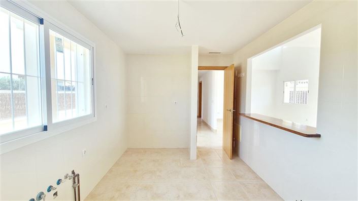 Image No.14-3 Bed Villa for sale