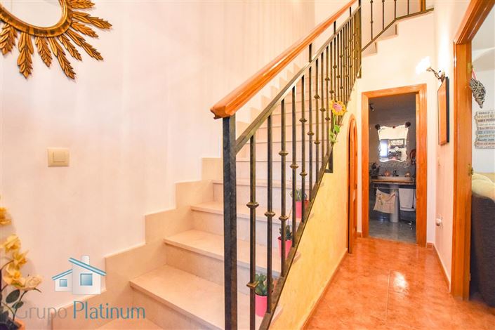 Image No.11-3 Bed Property for sale