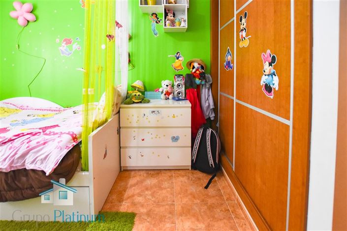 Image No.15-3 Bed Property for sale