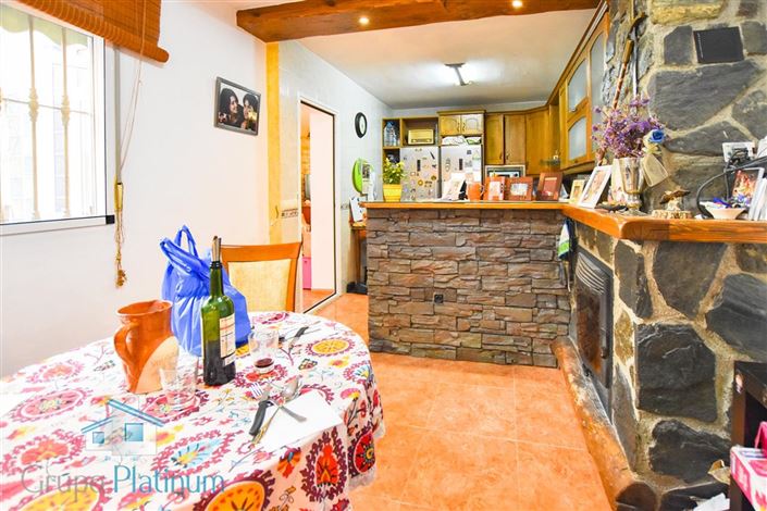 Image No.9-3 Bed Property for sale