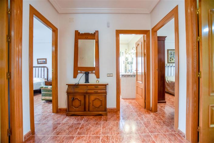 Image No.15-4 Bed Villa for sale