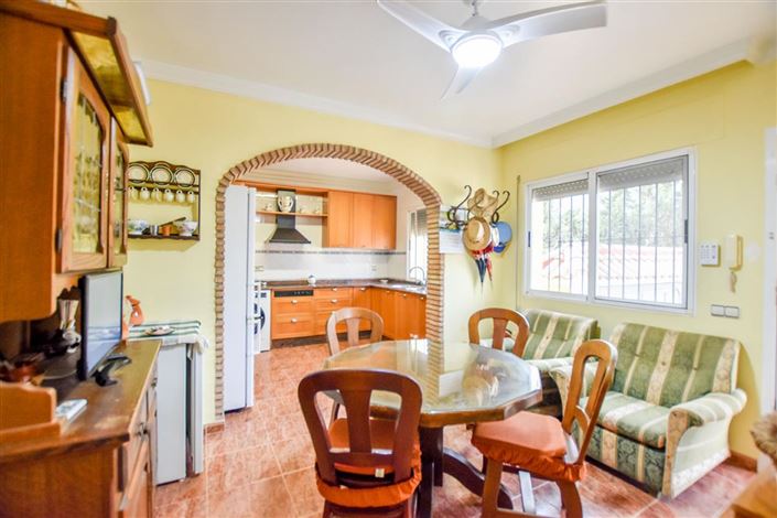 Image No.6-4 Bed Villa for sale