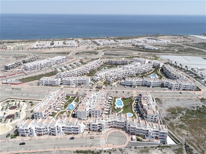 Image No.23-2 Bed Property for sale